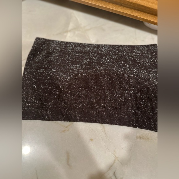 ☀️ Hot Yoga Bandeau Bra Top - Black w/ Sparkles - Picture 4 of 4